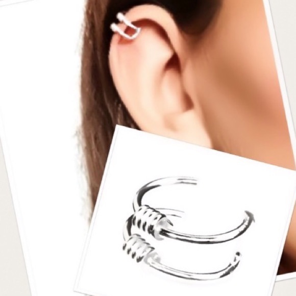 Fake Cartilage Earring Helix Ear Cuff Faux Nose or Lip Piercing Clips On - Picture 4 of 7